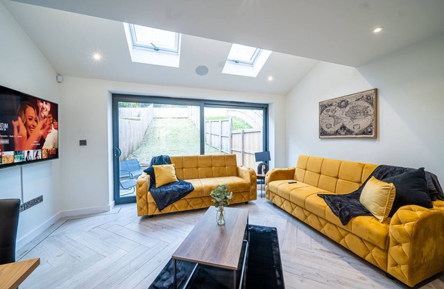 Hayy Comfortable Townhouse Stay in Leeds