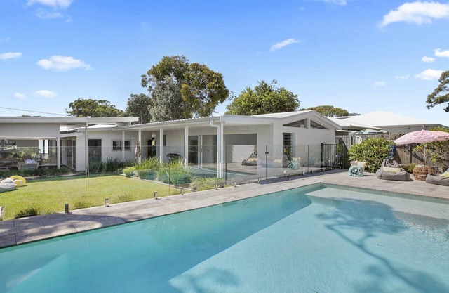 Heated swimming pool and walk to beach