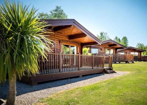 Heather Lodge with Hot Tub