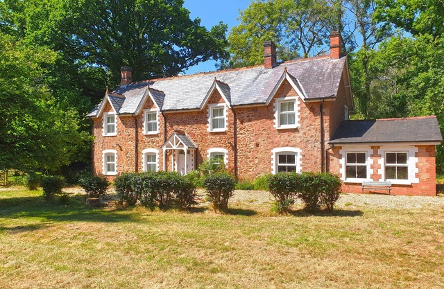 HEATHFIELD, pet friendly, with a garden in Milverton