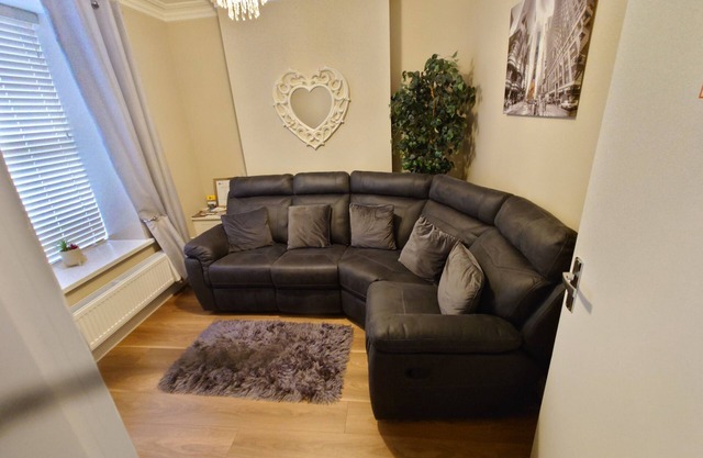 Helens House Derry City Centre Remarkable 3-bed