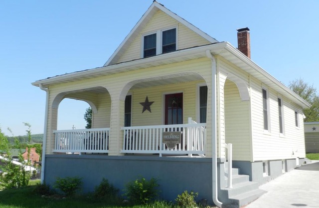 Helming Guest House