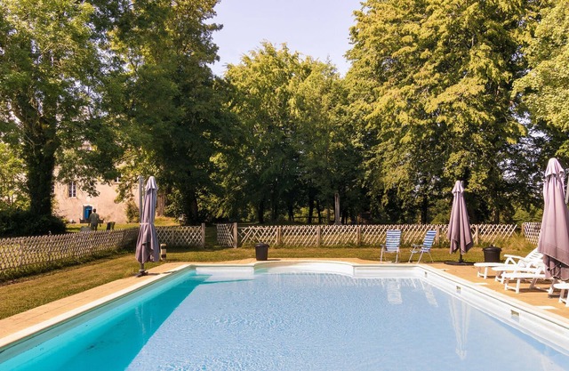 Heritage Castle in Chaleix with Shared Pool