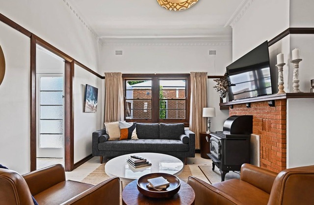 Heritage Oasis on Kite - Short Walk to CBD
