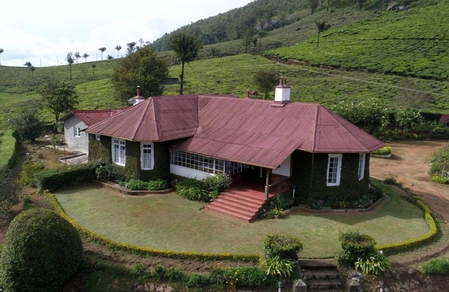 Heritage stay at Manale Tea Bungalow in Munnar