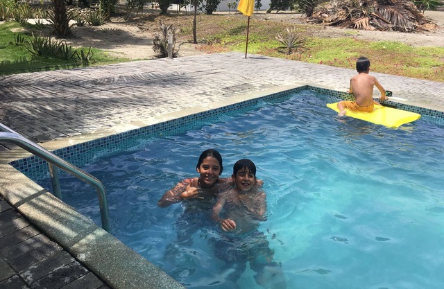 Hermosa casa frente al mar con 4 dormitorios y terraza y piscina.