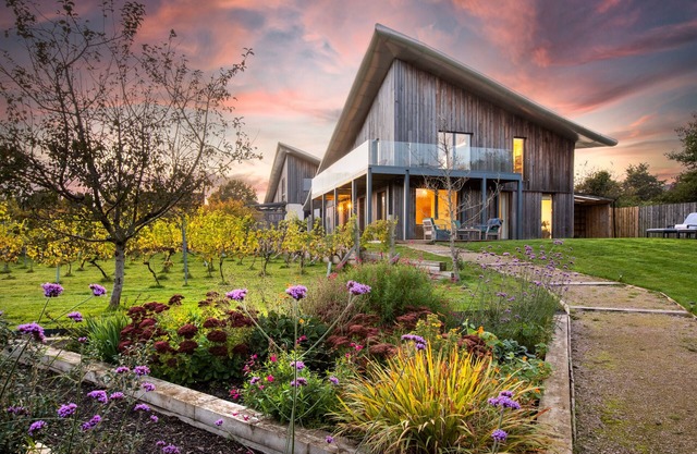 Heron House - Five Bedroom House, Sleeps 12