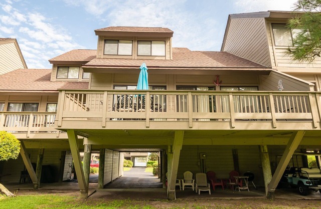 Heron Marsh 86 in Litchfield By the Sea, steps away from the pool and beach