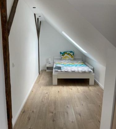 Herrliches Zweibett-Zimmer im Grünen in Schleswig-Holstein - ideal für Monteure, Gemeinschaftsbad Zimmer Nr 4