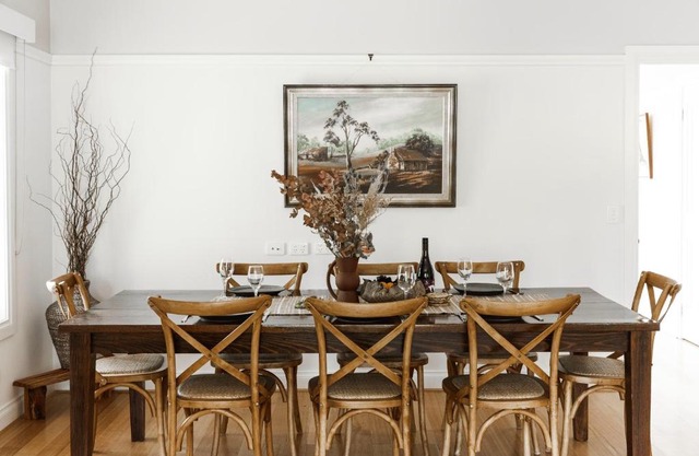 Hey Little Joe - Cosy Retreat with Mountain Views