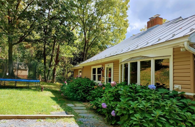 Hidden Gem on Hidden Valley Lane
