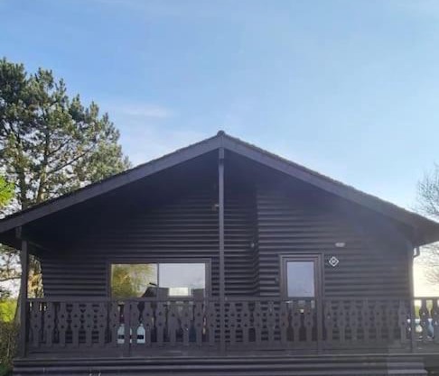 Hideaway Lodge