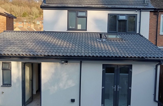 High Wycombe 1-Bed Apt, Sleeps 3 & Private Parking