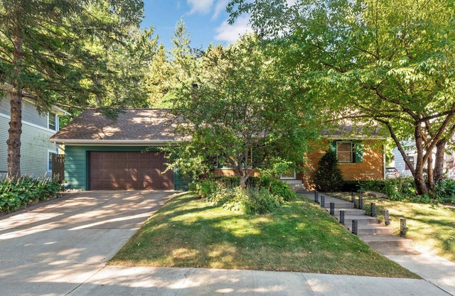 Highland Park Oasis: 2BR Home w/Yoga & Meditation Hut