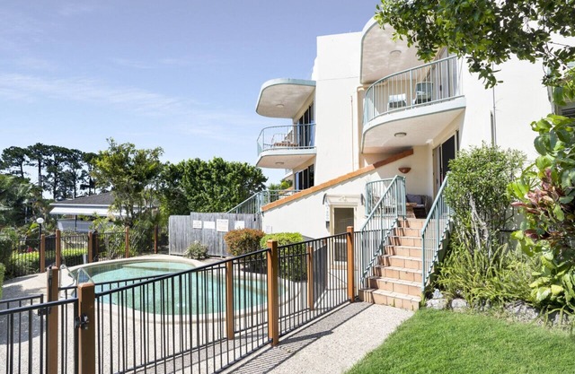 Highwater Haven - Ocean View Apartment! 300m to Beach. Pet Friendly