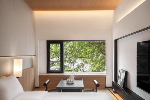 Hill Design Hotel 山丘设计师酒店 春熙路太古里店