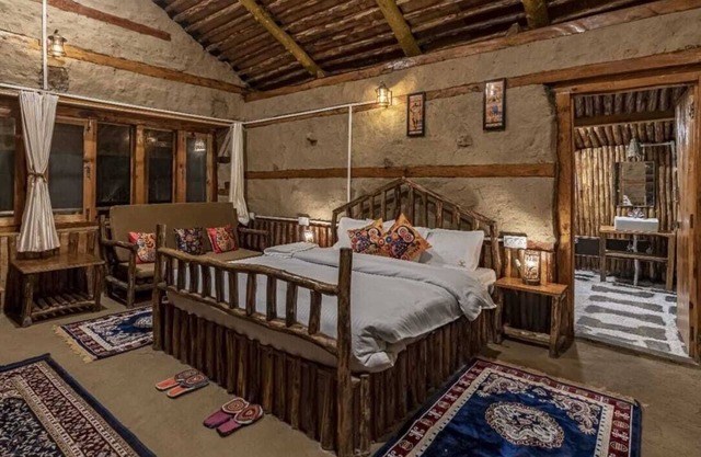Hill top cottage by Planacation