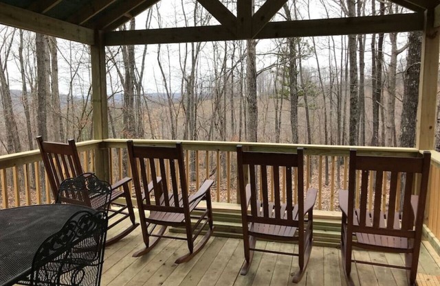 Hillside Cabin #2 Annapolis, MO Black River