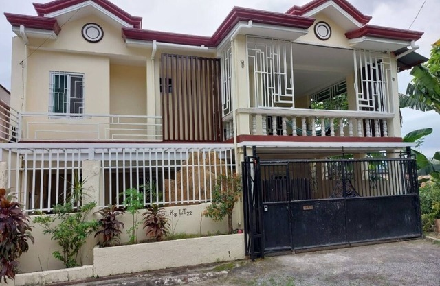 Hilltop Heights Retreat