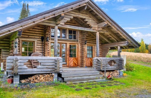 Hirvonmökki by Interhome