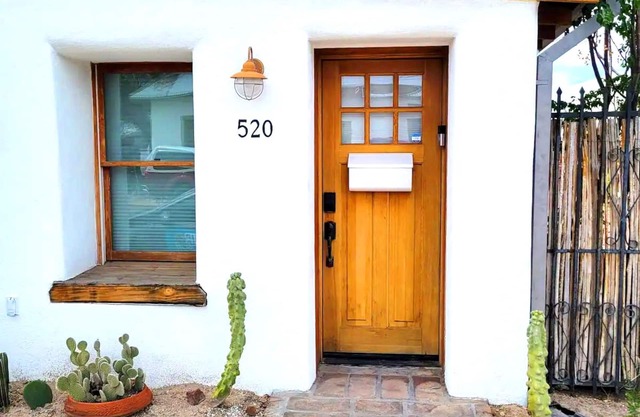 Historic 1900 Adobe Downtown Barrio Retreat: - Low Summer Rates! 🌇