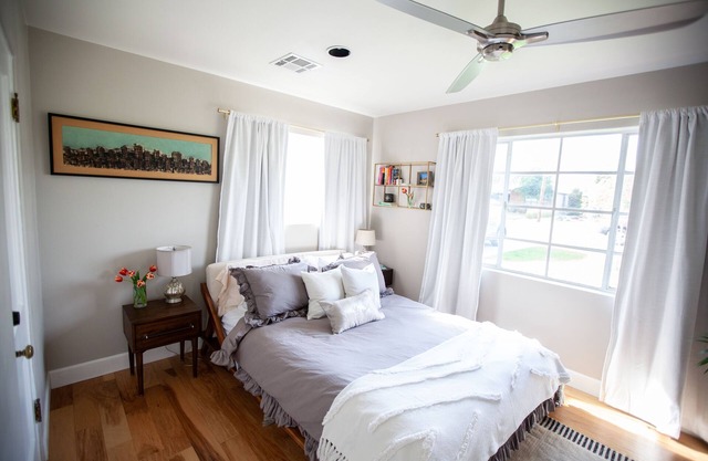 Historic Brick Bungalow - Near Downtown Phoenix