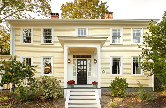 Historic Charm with modern amenities in Exeter, NH. 3 Bedrooms & Walk to town