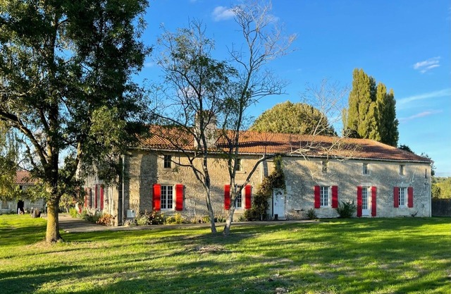 Historic farm new large private pool and separate gite