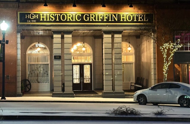 Historic Griffin Hotel