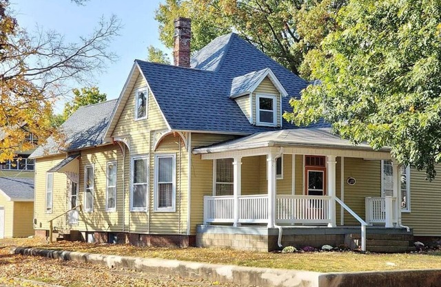 Historic Home | Central Location & Pet-Friendly