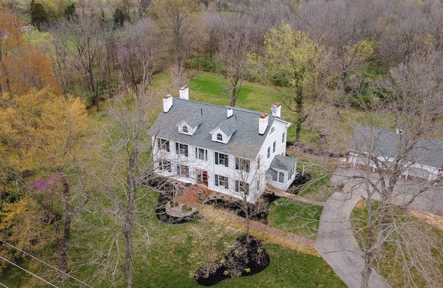 Historic Louisville Estate | Luxe & Spacious Stay