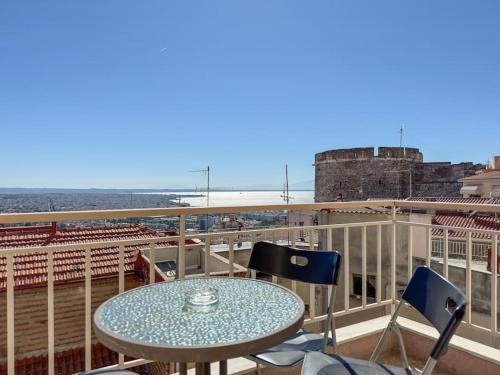 Historic Seaview Getaway Near the City Center