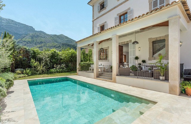 Historic Villa, Central Soller, Private Pool (heating optional), parking