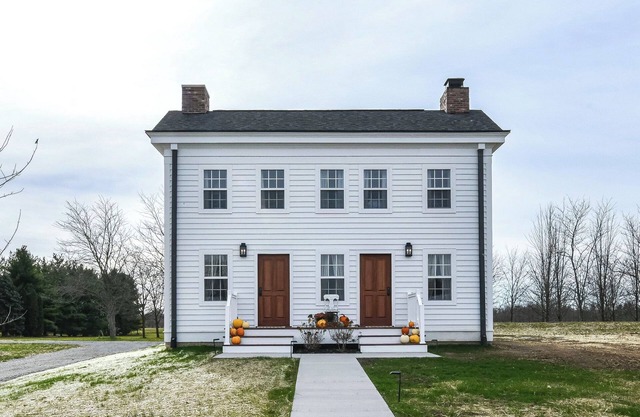 Historical Homestead in peaceful farmland, only minutes away from Grand Park!