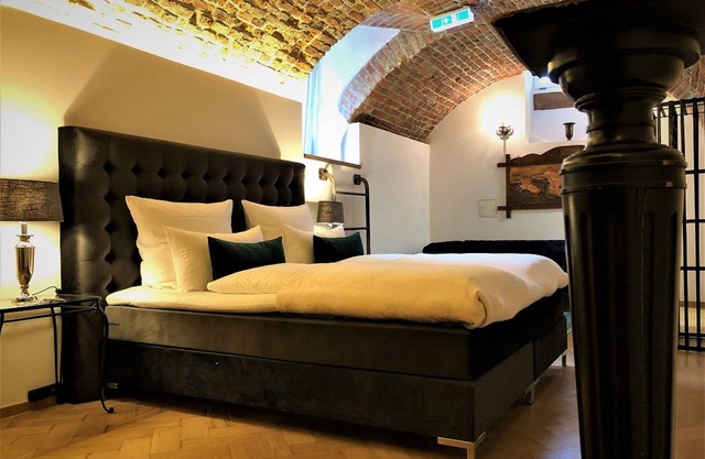 Historical Luxury Homes