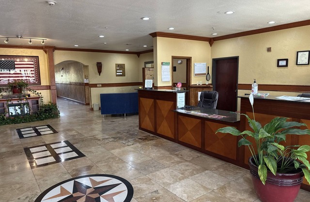 HiWay Inn Express