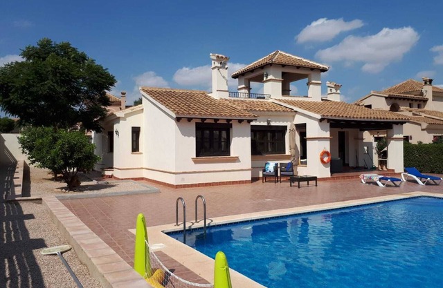 HL 027 Holiday rentals 3 Bedrooms 2 Bathroom villa