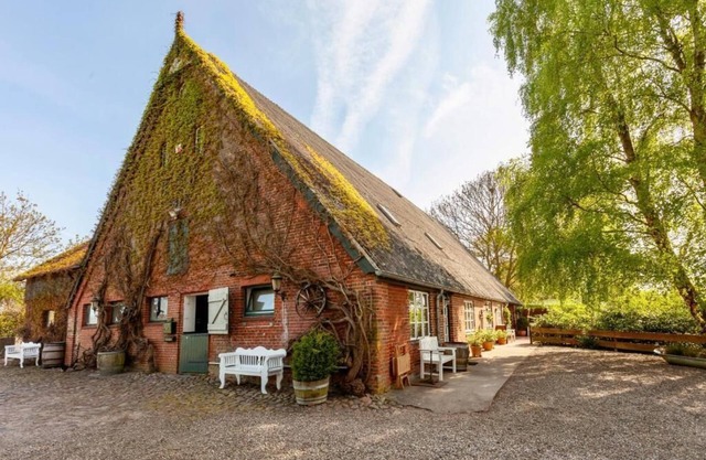 Hof Fetthörn is a beautiful remaining farm near the Baltic Sea in an absolutely secluded location