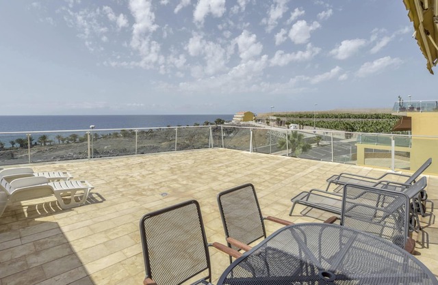 Holiday Apartment “Salinetas” close to the Sea with Sea View, Wi-Fi, Terrace & Pool
