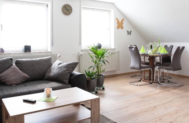 Holiday Apartment 'Am Palmengarten' with Balcony and Wi-Fi