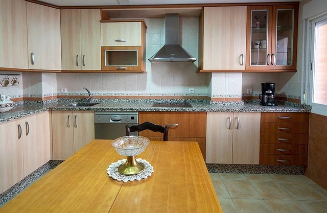 Holiday apartment Cáceres for 8 persons with 4 bedrooms - Row house