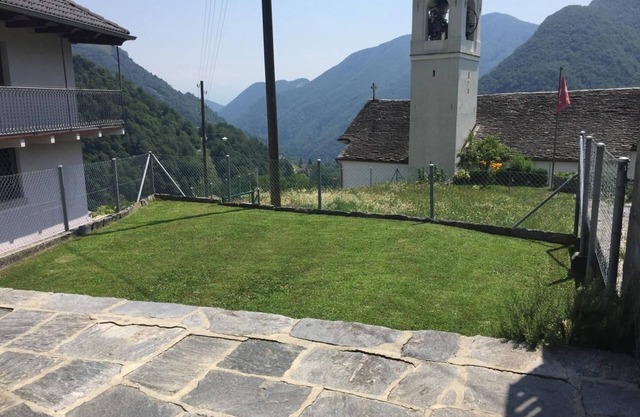 Holiday apartment Crana for 1 - 4 persons with 2 bedrooms - Holiday house