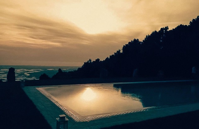 Holiday apartment Ginestra with pool on the hills of Lucca view on the sea