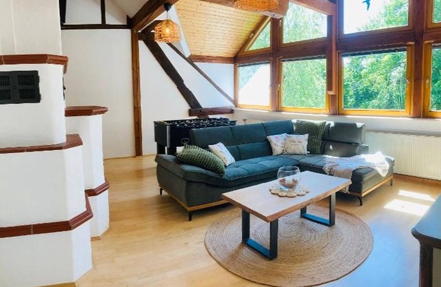 Holiday Apartment 'Kamineiche' with Private Garden and Wi-Fi