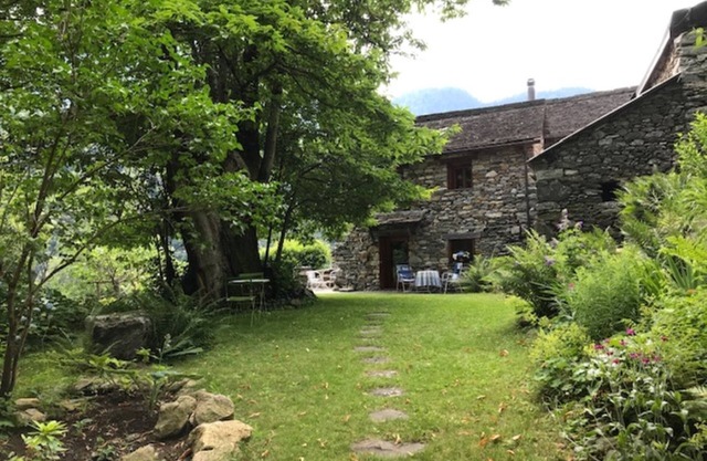 Holiday apartment Menzonio for 1 - 2 persons - Twin house