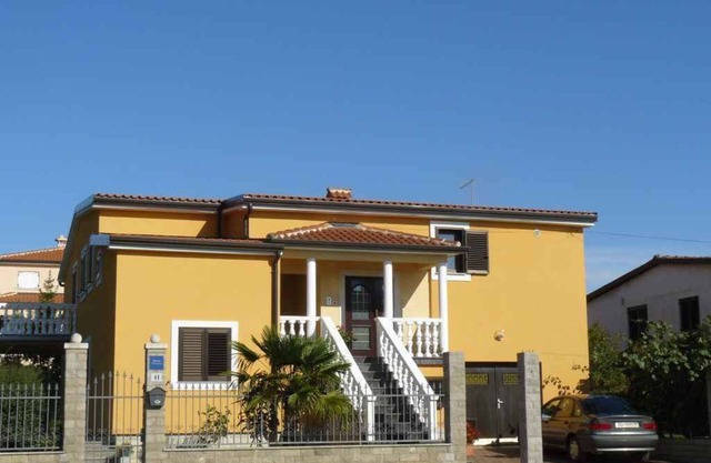 Holiday apartment mit Terrasse und Klimaanlage