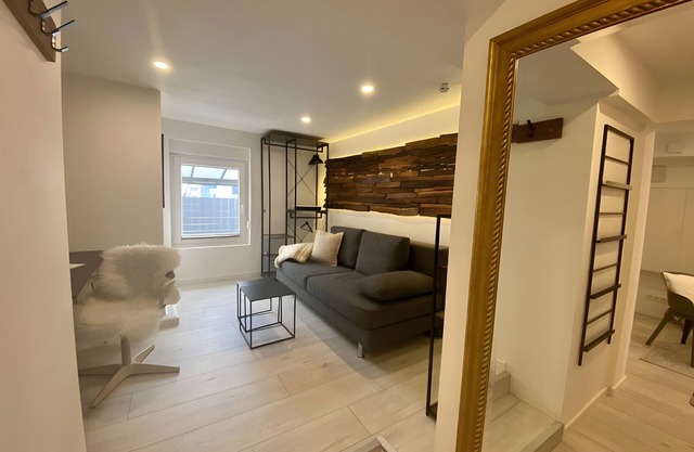 Holiday Apartment 'Nele' with Mountain View, Private Terrace and Wi-Fi