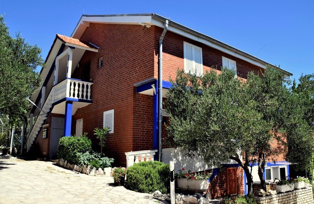 Holiday apartment Nevidane for 1 - 6 persons with 3 bedrooms - Holiday apartment in one or multi-fam