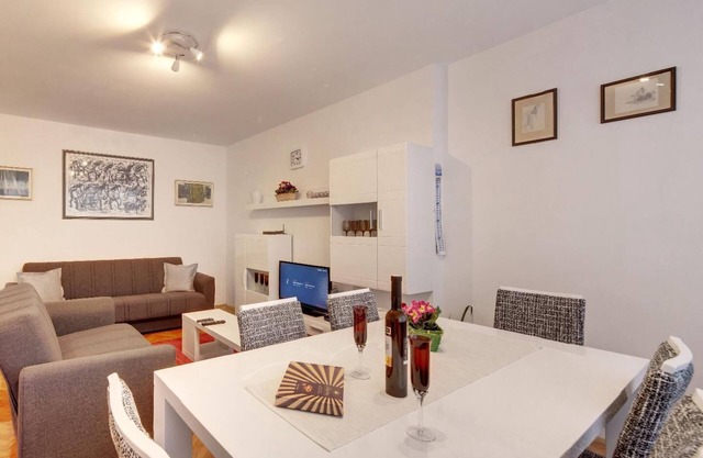 Holiday apartment Osijek for 1 - 5 persons with 2 bedrooms - Holiday apartment in one or multi-famil