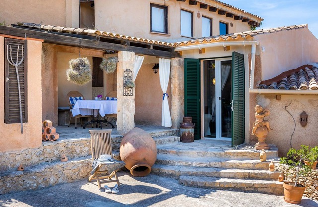 Holiday Apartment Petit "Adults Only-Mallorca" with Shared Pool and Wi-Fi